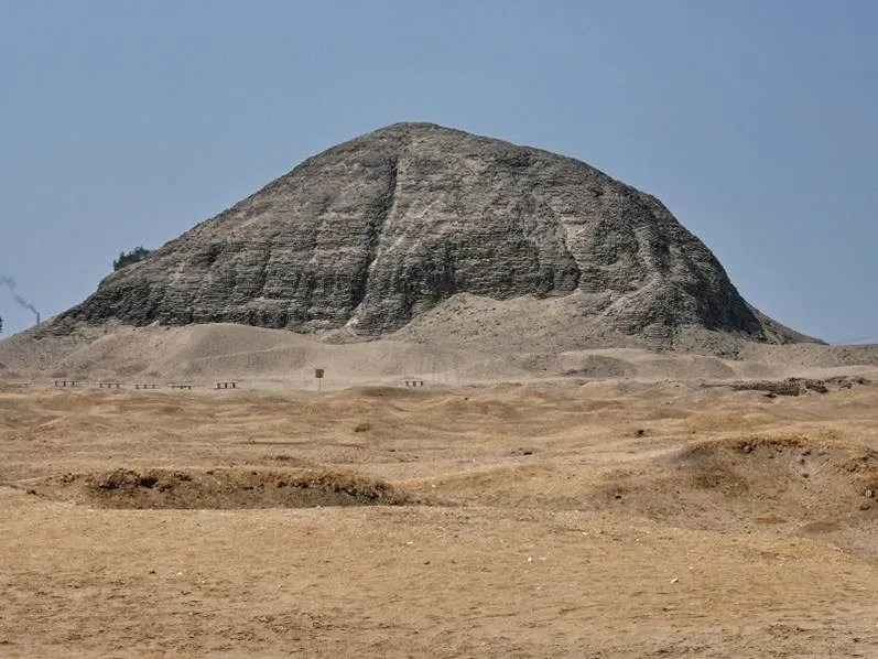 قصر التيه: أسطورة معمارية فرعونية منسية